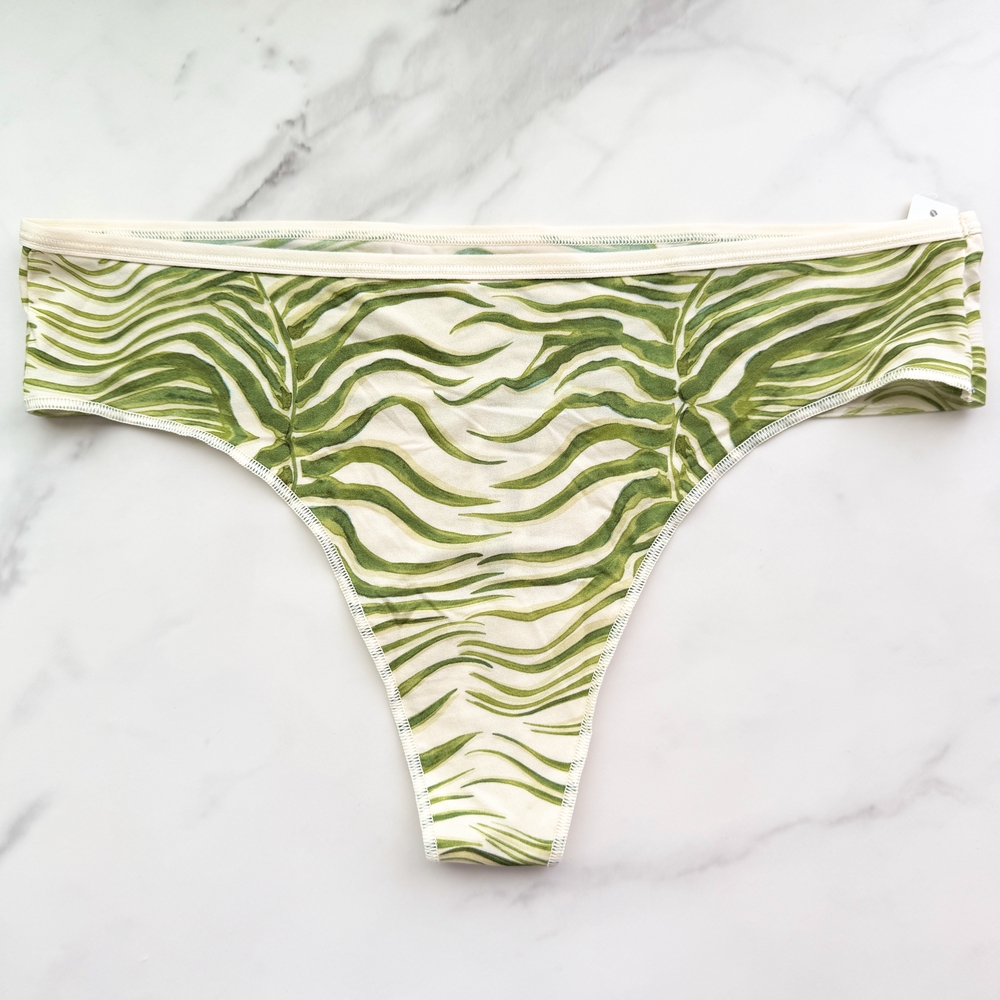 NWT SOMA VANISHING EDGE MICROFIBER THONG PANTY IN INTO THE GROOVE MINI WS SZ XL